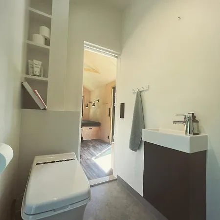 Elevated Tiny House Glamping * 肖姆